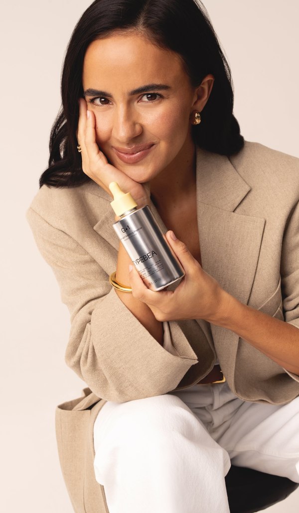 Anna Lahey, TYPEBEA founder, holding G&middot;1